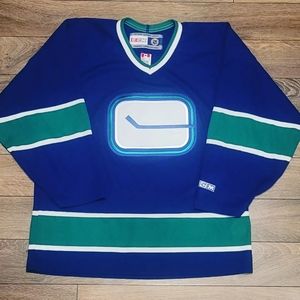 Mid 2000's Size Adult XL CCM Vancouver Canucks Blue Alternate NHL Hockey Jersey